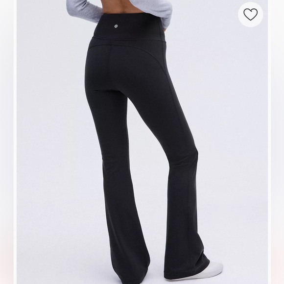 NWOT Groove Nulu Super-High-Rise Flared Pant, Regular, Black - Picture 3 of 10